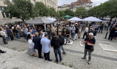 Berlin Neukölln’de Aşure Lokması Buluşması: “Farklılıklarımız Gücümüzdür”