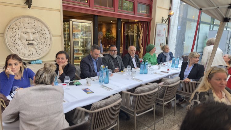 FDP Berlin’den Batuhan Temiz’e Güçlü Destek: “Türk Toplumu Siyasi Bir Ses Hak Ediyor”