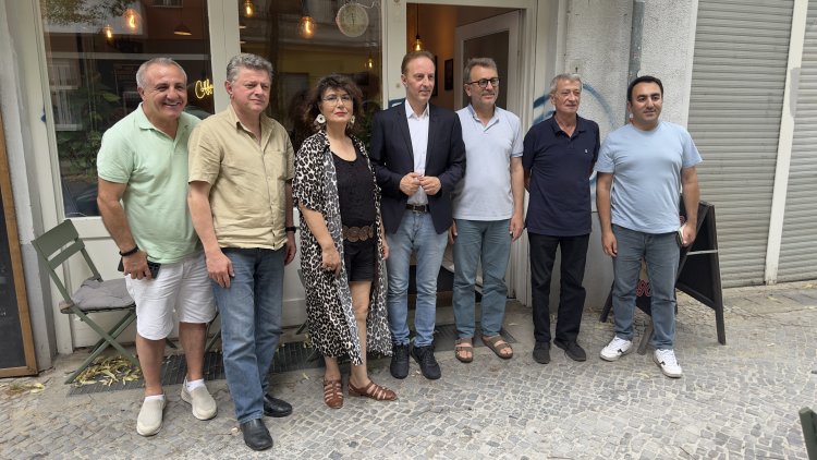 Mustafa Ekşi’den NATO sorusu: “Rusya gerçekten Almanya için bir tehdit mi?”