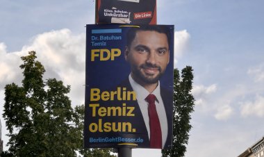 Türkçe Afiş Berlin’i Karıştırdı