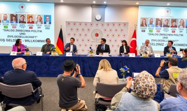 Berlin Seçimleri Öncesi TGB Paneli: Türk Toplumunun Soruları Masaya Yatırıldı