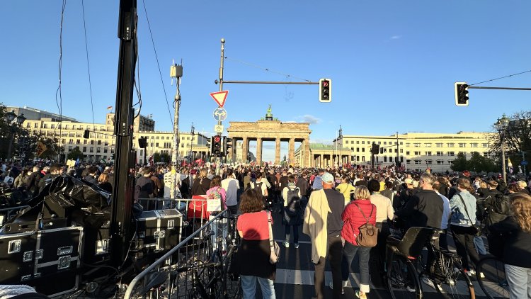 Saksonya-Anhalt Seçiminin Hemen Ardından Berlin’de AfD Karşıtı Miting