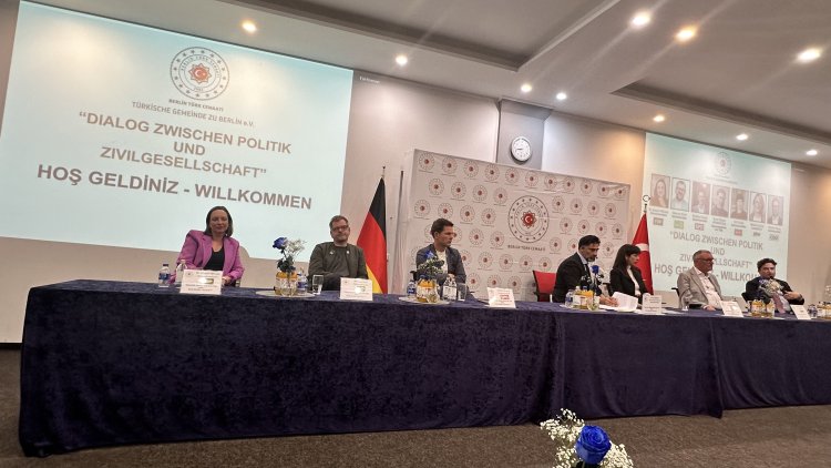 Berlin Seçimleri Öncesi TGB Paneli: Türk Toplumunun Soruları Masaya Yatırıldı