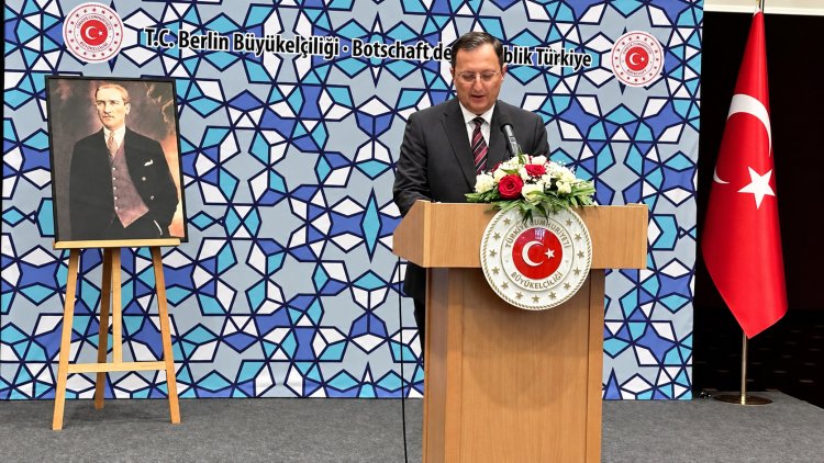 Berlin’de öğrenci buluşması: “Kapımız her zaman açık”
