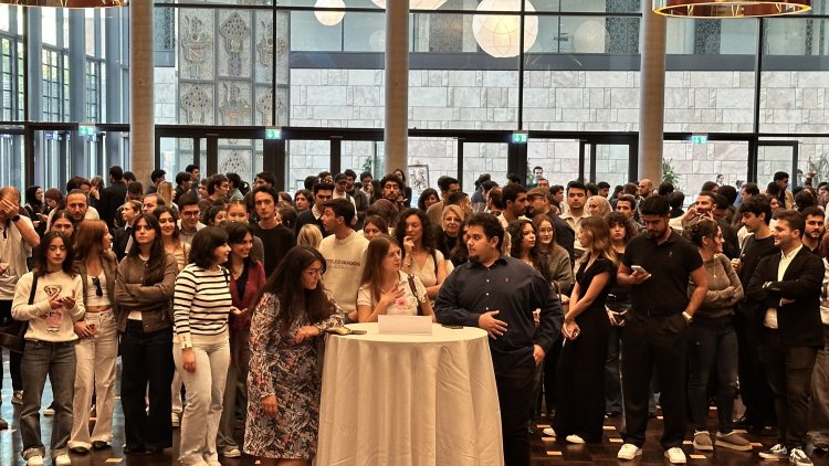 Berlin’de öğrenci buluşması: “Kapımız her zaman açık”